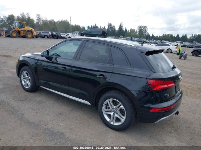WA1ANAFY1J2140972 Audi Q5 2.0t Premium/2.0t Tech Premium