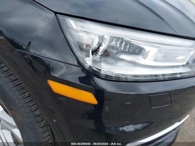 WA1ANAFY1J2140972 Audi Q5 2.0t Premium/2.0t Tech Premium