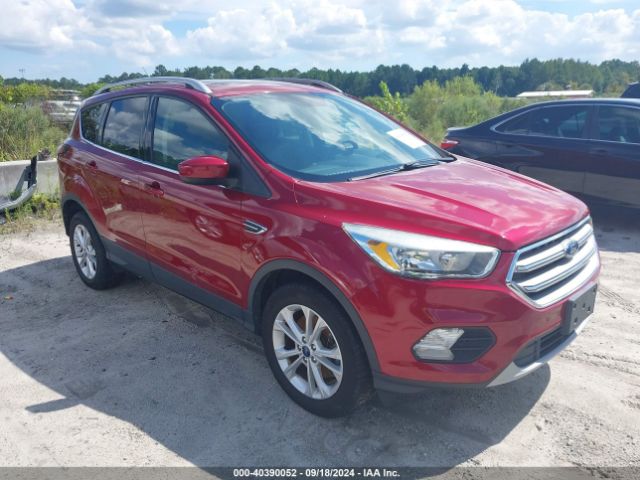 1FMCU9GDXHUA35529 Ford ESCAPE SE