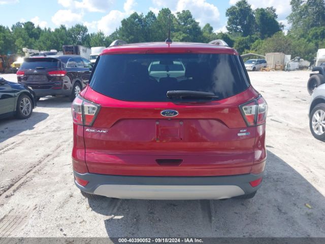 1FMCU9GDXHUA35529 Ford ESCAPE SE