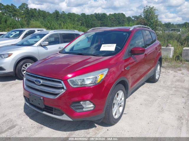 1FMCU9GDXHUA35529 Ford ESCAPE SE