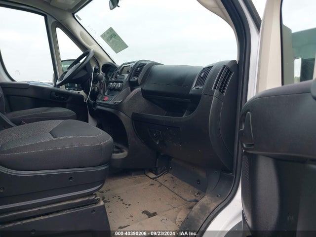 3C6TRVNG8JE107092 RAM Promaster 1500 Low Roof 118 Wb