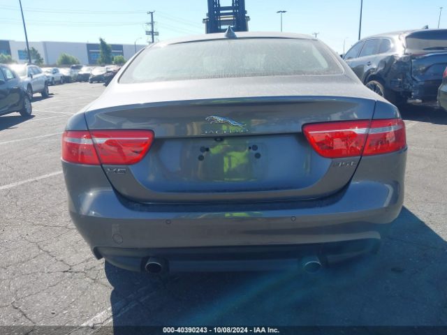 SAJAE4BV2HA958196 Jaguar Xe 35t Prestige