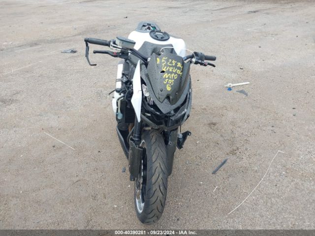 2010 KAWASAKI ZR1000 JKAZRCD15AA003323 Photo 4
