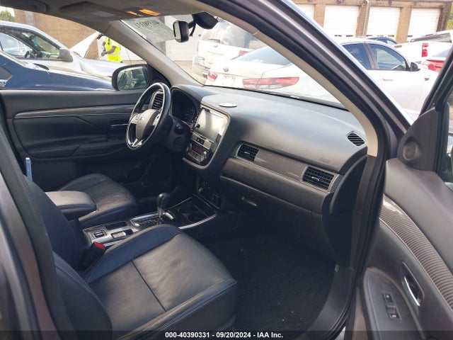 2019 MITSUBISHI OUTLANDER JA4AD3A31KJ001328 Photo 4