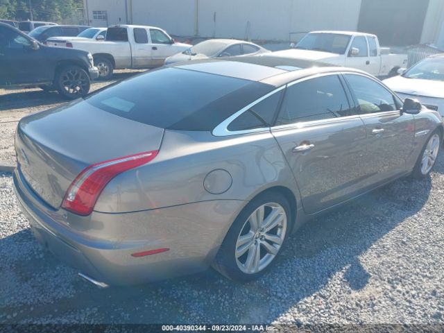 2011 JAGUAR XJ SAJWA2GB6BLV13136 Photo 3