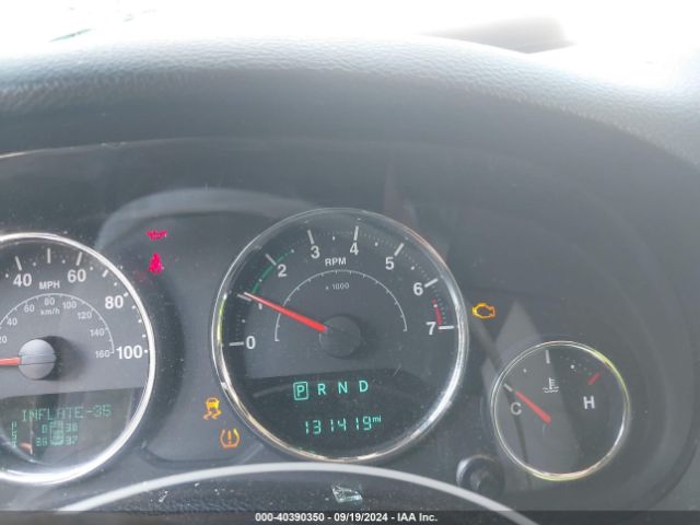 1C4BJWDG2HL615501 Jeep Wrangler Unlimited Sport 4x4