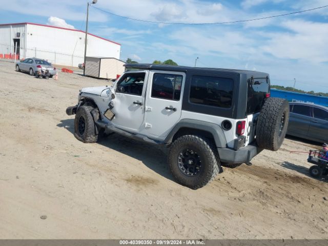 1C4BJWDG2HL615501 Jeep Wrangler Unlimited Sport 4x4
