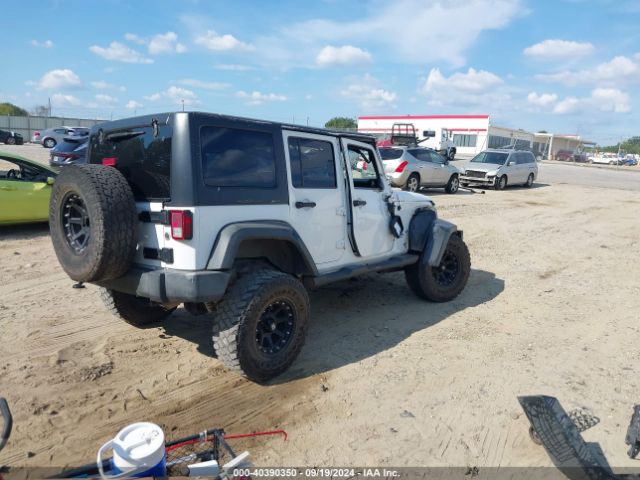 1C4BJWDG2HL615501 Jeep Wrangler Unlimited Sport 4x4