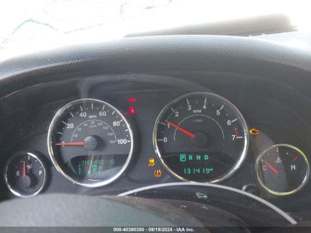 1C4BJWDG2HL615501 Jeep Wrangler Unlimited Sport 4x4