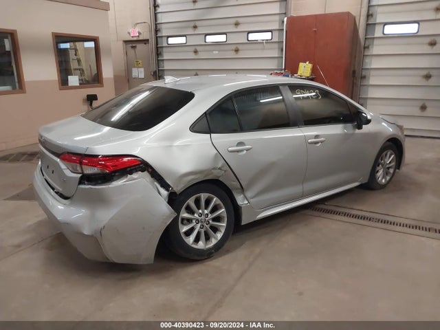 Toyota COROLLA LE 2022 5YFVPMAE1NP332514 Image 4