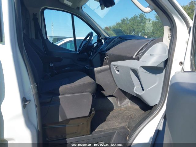 1FTYE1YM5KKB48105 Ford Transit-150
