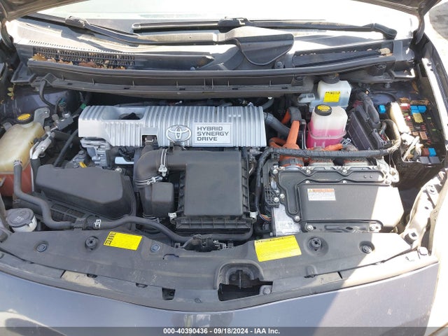 Toyota Prius Two 2014 JTDKN3DU8E1792845 Image 10