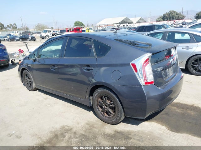 Toyota Prius Two 2014 JTDKN3DU8E1792845 Image 3