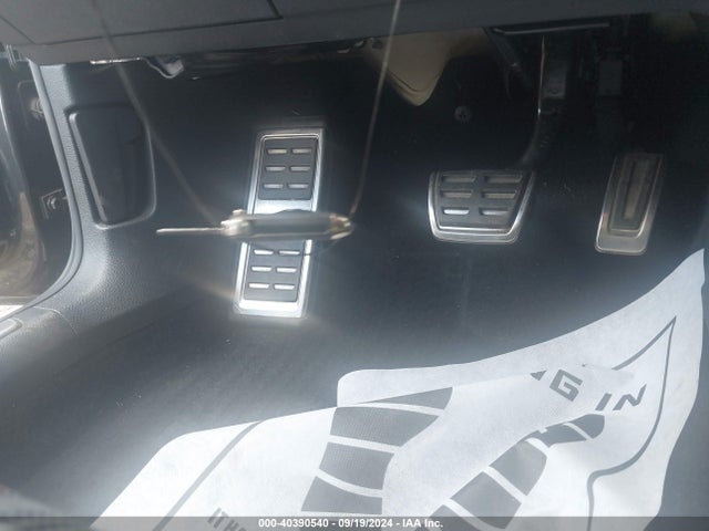 3VW4T7AUXGM027228 Volkswagen Golf Gti S 4-door