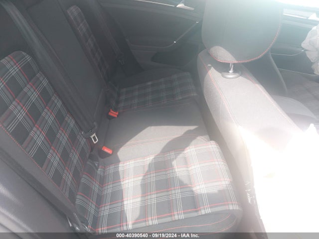 3VW4T7AUXGM027228 Volkswagen Golf Gti S 4-door