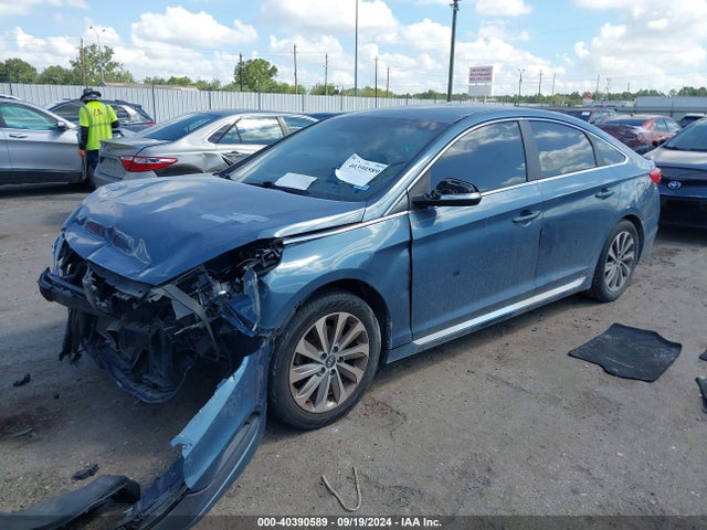 Hyundai Sonata Sport 2016 5NPE34AF4GH264259 Image 2