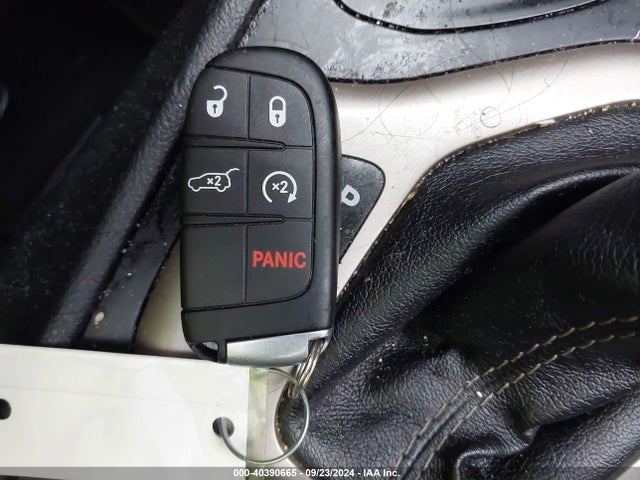 Jeep Cherokee Limited 2016 1C4PJMDS5GW174877 Image 11