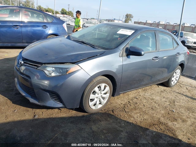 Toyota COROLLA LE 2016 5YFBURHE1GP567612 Image 2