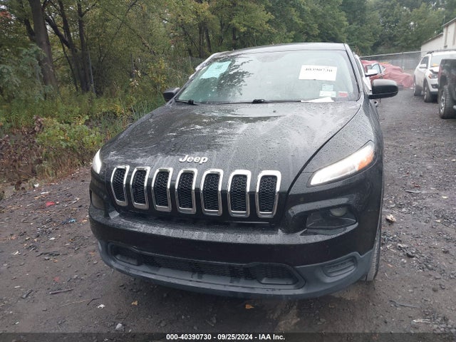 1C4PJMAB1GW343460 Jeep Cherokee Sport