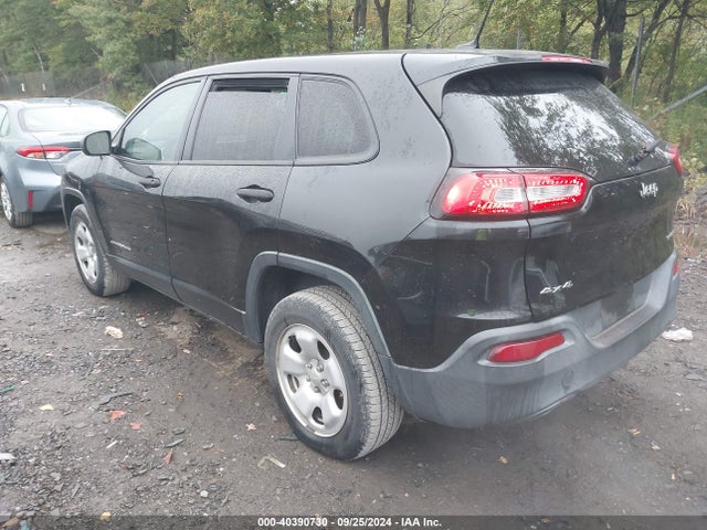 1C4PJMAB1GW343460 Jeep Cherokee Sport