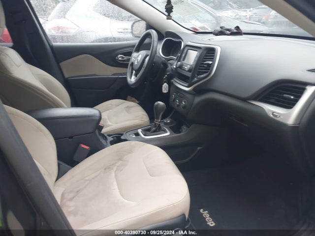 1C4PJMAB1GW343460 Jeep Cherokee Sport