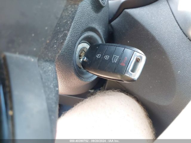 5XYPG4A31KG577563 KIA Sorento 2.4l L