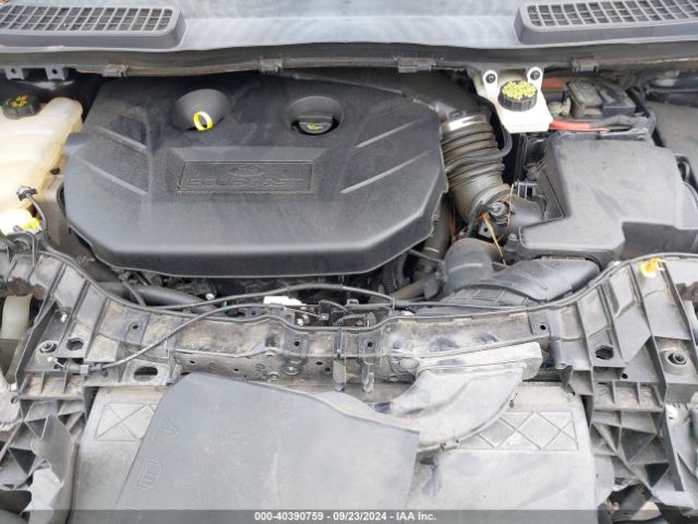 1FMCU0G99GUA31719 Ford ESCAPE SE