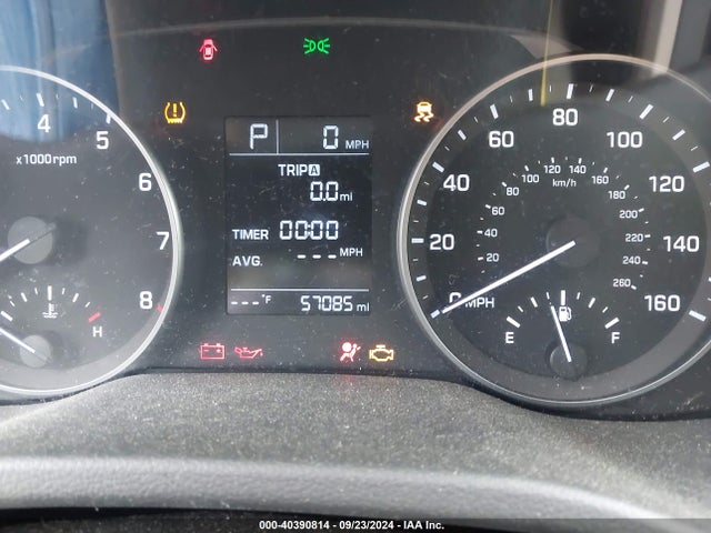 KMHD74LF9HU370268 Hyundai ELANTRA SE