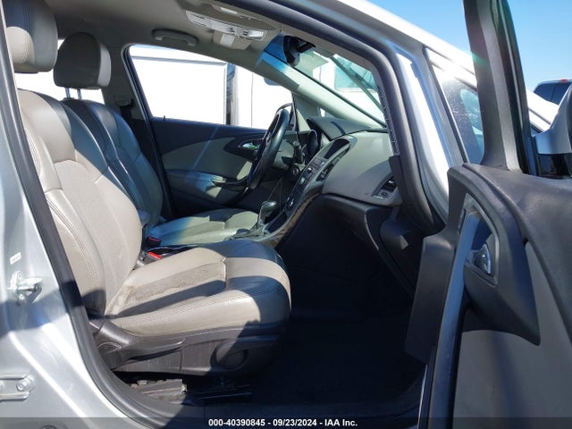 1G4PR5SK9H4122890 Buick Verano Sport Touring