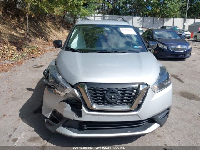 3N1CP5CU4JL532413 Nissan KICKS SR