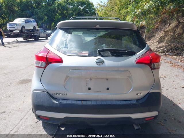 3N1CP5CU4JL532413 Nissan KICKS SR