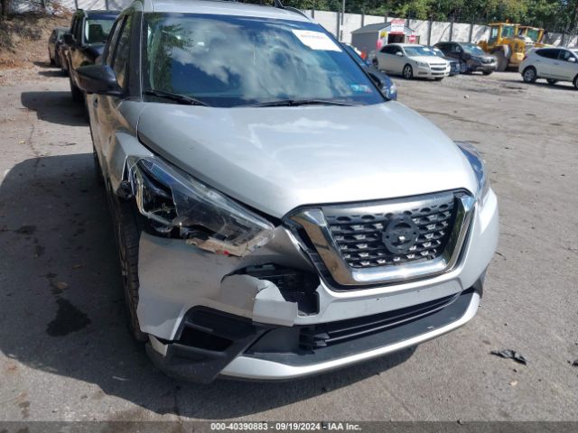 3N1CP5CU4JL532413 Nissan KICKS SR