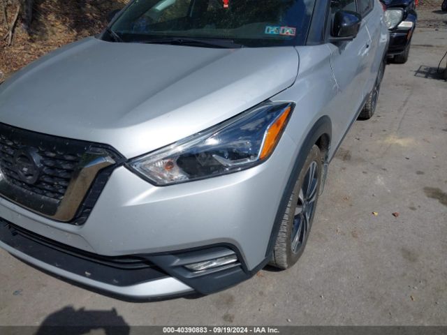 3N1CP5CU4JL532413 Nissan KICKS SR