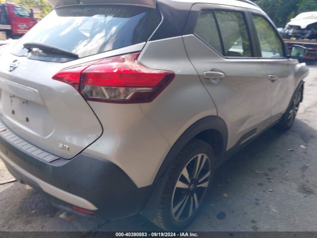 3N1CP5CU4JL532413 Nissan KICKS SR