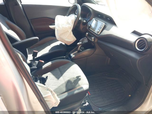 3N1CP5CU4JL532413 Nissan KICKS SR