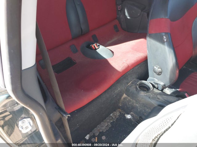 2005 MINI COOPER S WMWRE33585TD99005 Photo 7