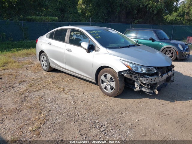 Chevrolet Cruze Ls Auto 2018 1G1BC5SM1J7102308 Image 1
