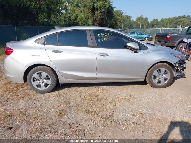 Chevrolet Cruze Ls Auto 2018 1G1BC5SM1J7102308 Image 14