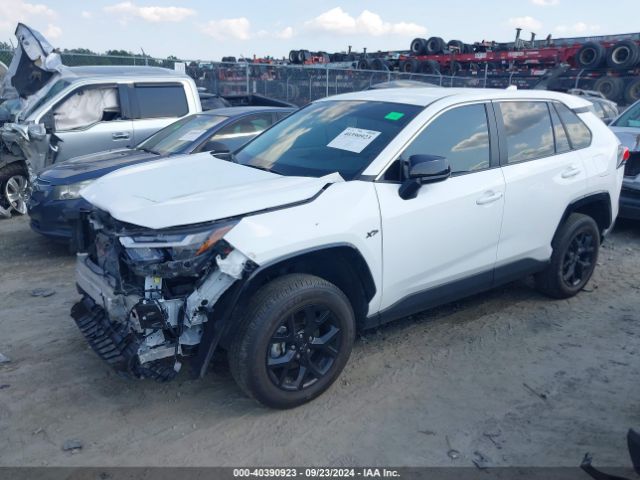 2T3H1RFVXRC264831 Toyota RAV4 LE