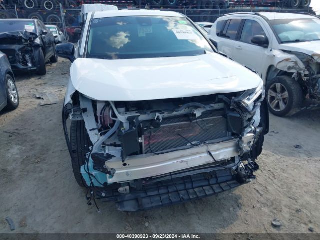 2T3H1RFVXRC264831 Toyota RAV4 LE