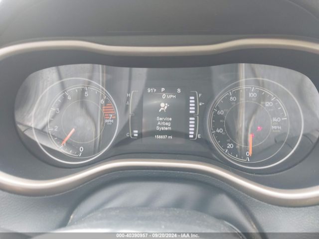 1C4PJLAB7HW571698 Jeep Cherokee Altitude Fwd