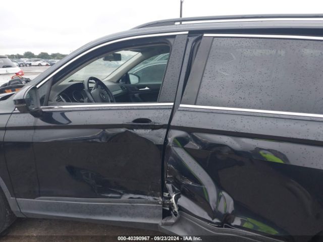3VV3B7AX1KM046420 Volkswagen Tiguan 2.0t Se/2.0t Sel/2.0t Sel R-line/2.0t Sel R-line Black