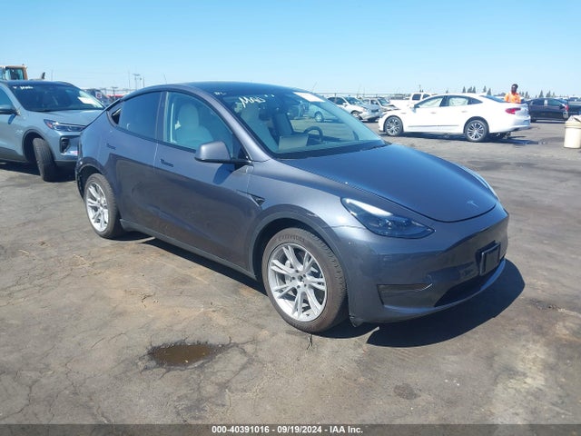 2023 TESLA MODEL Y 7SAYGAEE6PF967509 Photo 0