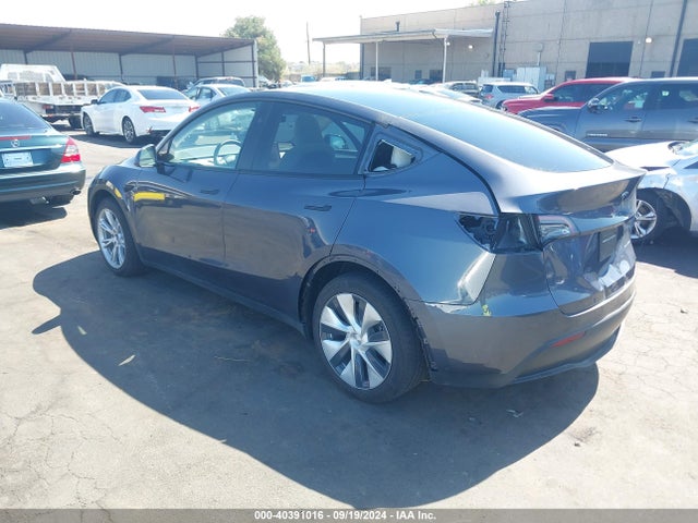 2023 TESLA MODEL Y 7SAYGAEE6PF967509 Photo 2