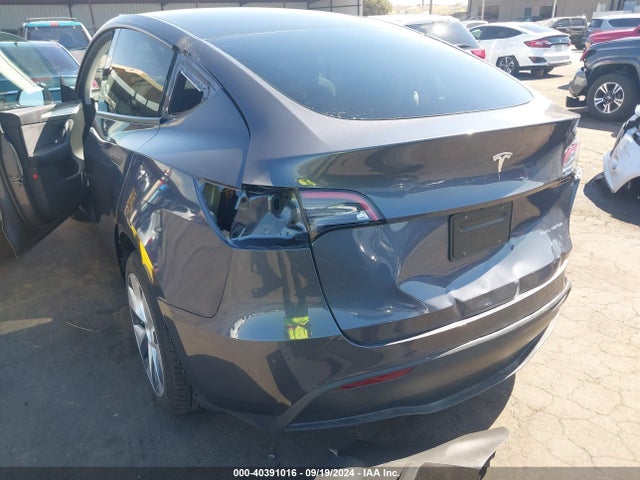 2023 TESLA MODEL Y 7SAYGAEE6PF967509 Photo 5