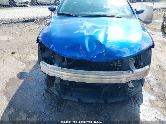 1C3CCCAB1FN579697 Chrysler 200 Limited