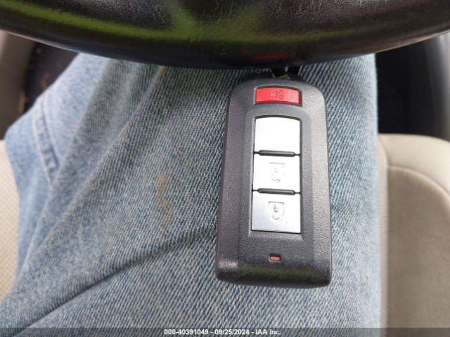 2010 MITSUBISHI OUTLANDER JA4AT3AW2AZ012531 Photo 10