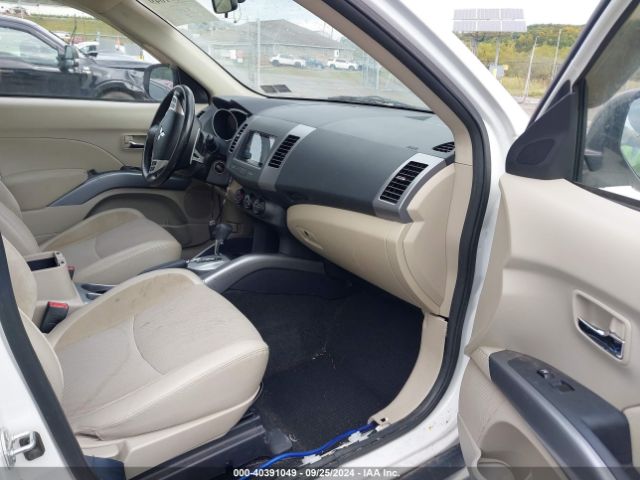 2010 MITSUBISHI OUTLANDER JA4AT3AW2AZ012531 Photo 4