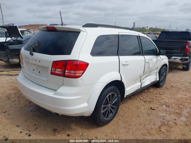 3C4PDCAB1JT517946 Dodge JOURNEY SE